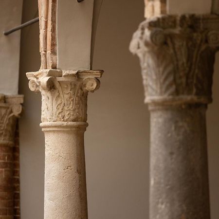 Апартаменты Casa Petrucci Centro Storico Форли Экстерьер фото
